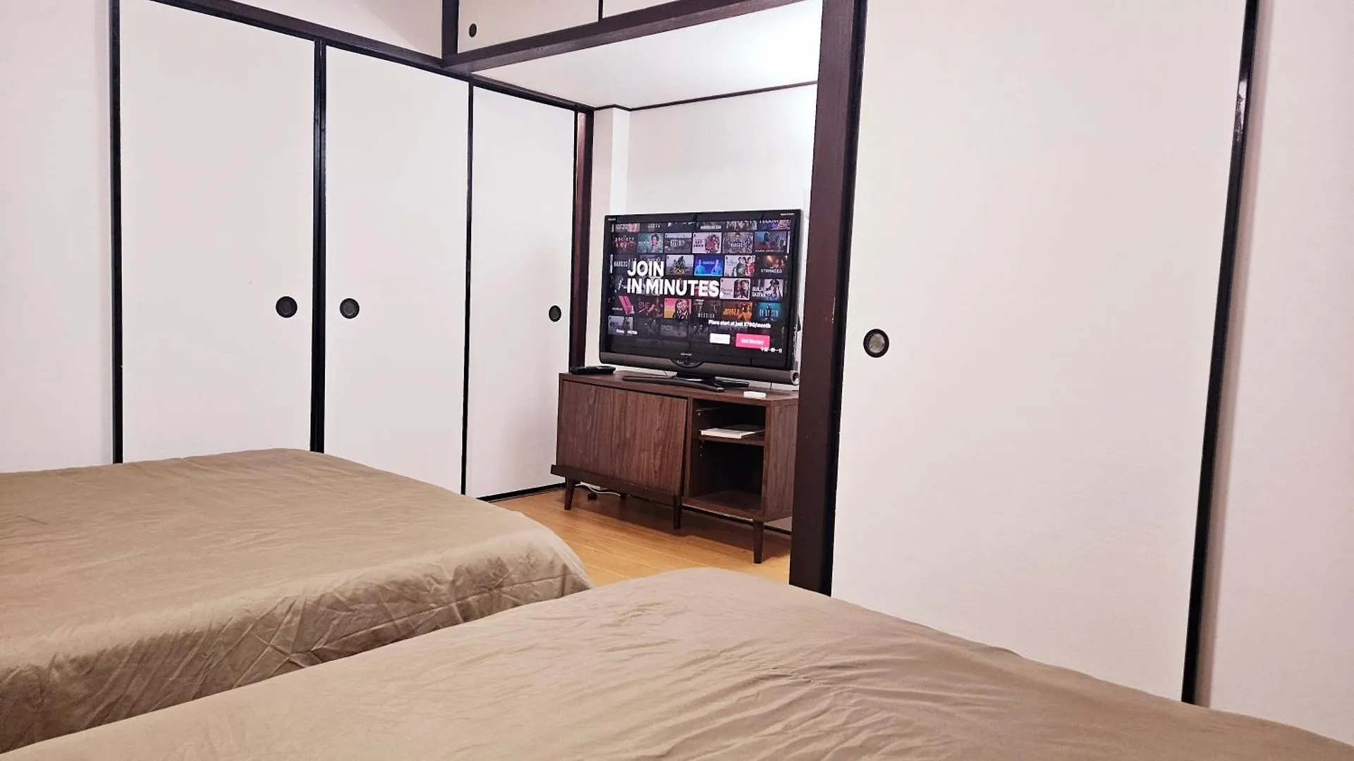 Apartment Xerob House Kan301 Ōsaka